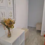 Townhouse In San Pedro- Private Garden, Golf, Beach, Pool * Estepona