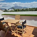 Townhouse In San Pedro- Private Garden, Golf, Beach, Pool Prázdninový dům