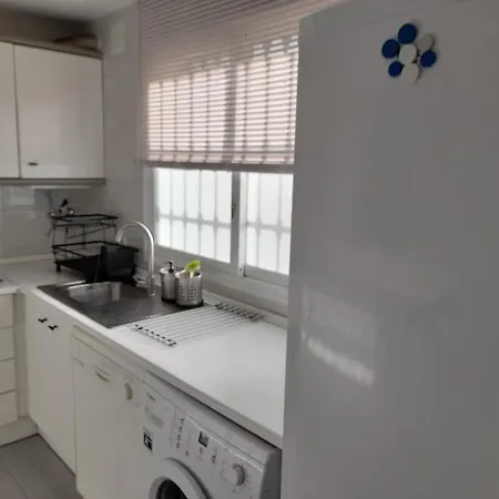 Townhouse In San Pedro- Private Garden, Golf, Beach, Pool *