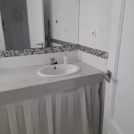 Townhouse In San Pedro- Private Garden, Golf, Beach, Pool Nyaraló