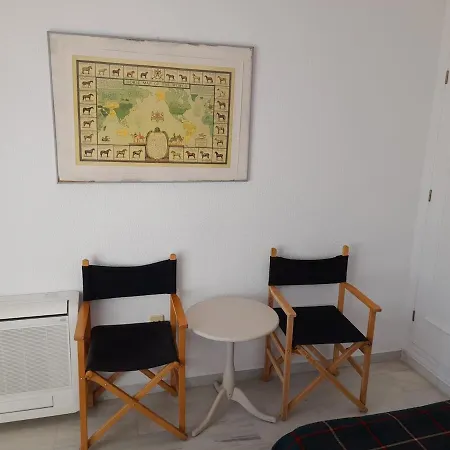 Townhouse In San Pedro- Private Garden, Golf, Beach, Pool 度假居 *