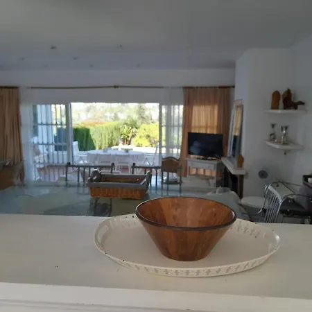 Townhouse In San Pedro- Private Garden, Golf, Beach, Pool Estepona