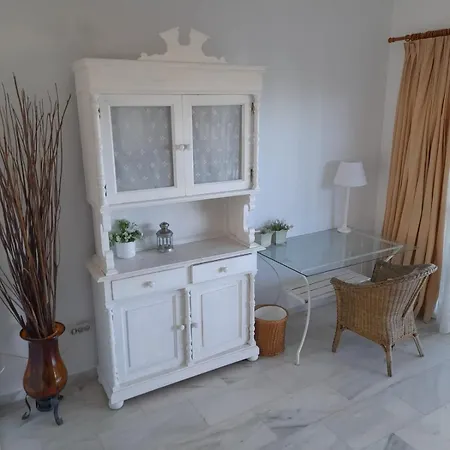 Vakantiehuis Townhouse In San Pedro- Private Garden, Golf, Beach, Pool