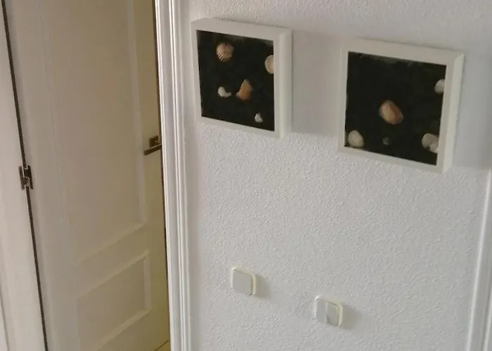 Townhouse In San Pedro- Private Garden, Golf, Beach, Pool Holiday home Estepona